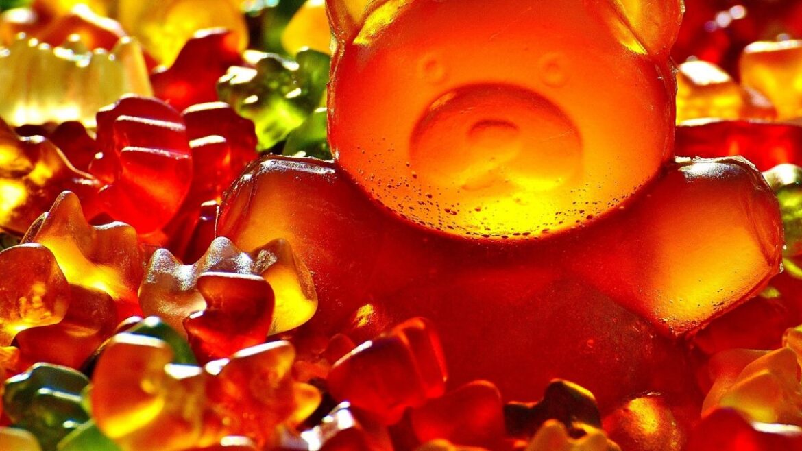 Exploring the Potential Health Benefits of Consuming Delta 8 Gummies